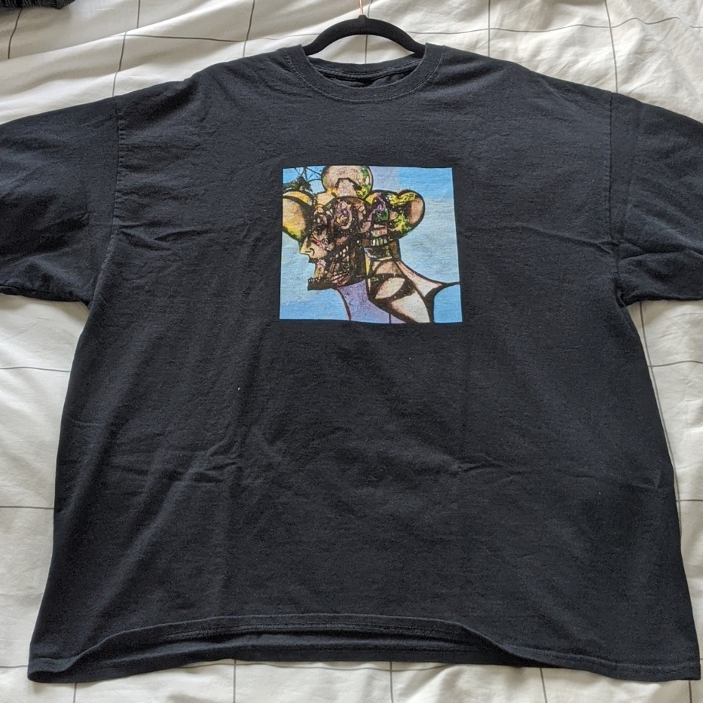 Portrait of Travis Title T-shirt